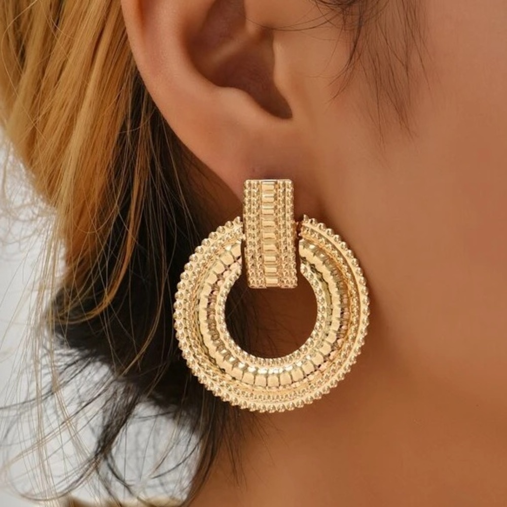 🌸Elegant🌸 New Textured Earrings